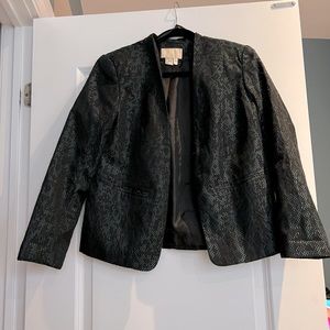 (5 for $25) Black and greet patterned blazer